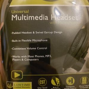 Universal Multimedia Headset with Microphone - Black